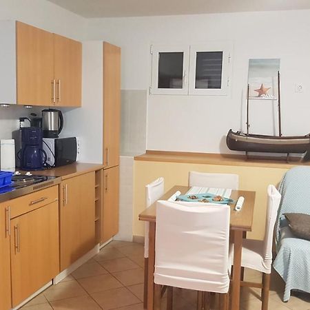 Gita Apartamento Omišalj Exterior foto