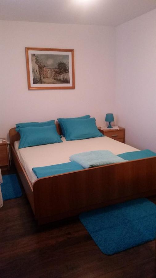 Gita Apartamento Omišalj Exterior foto