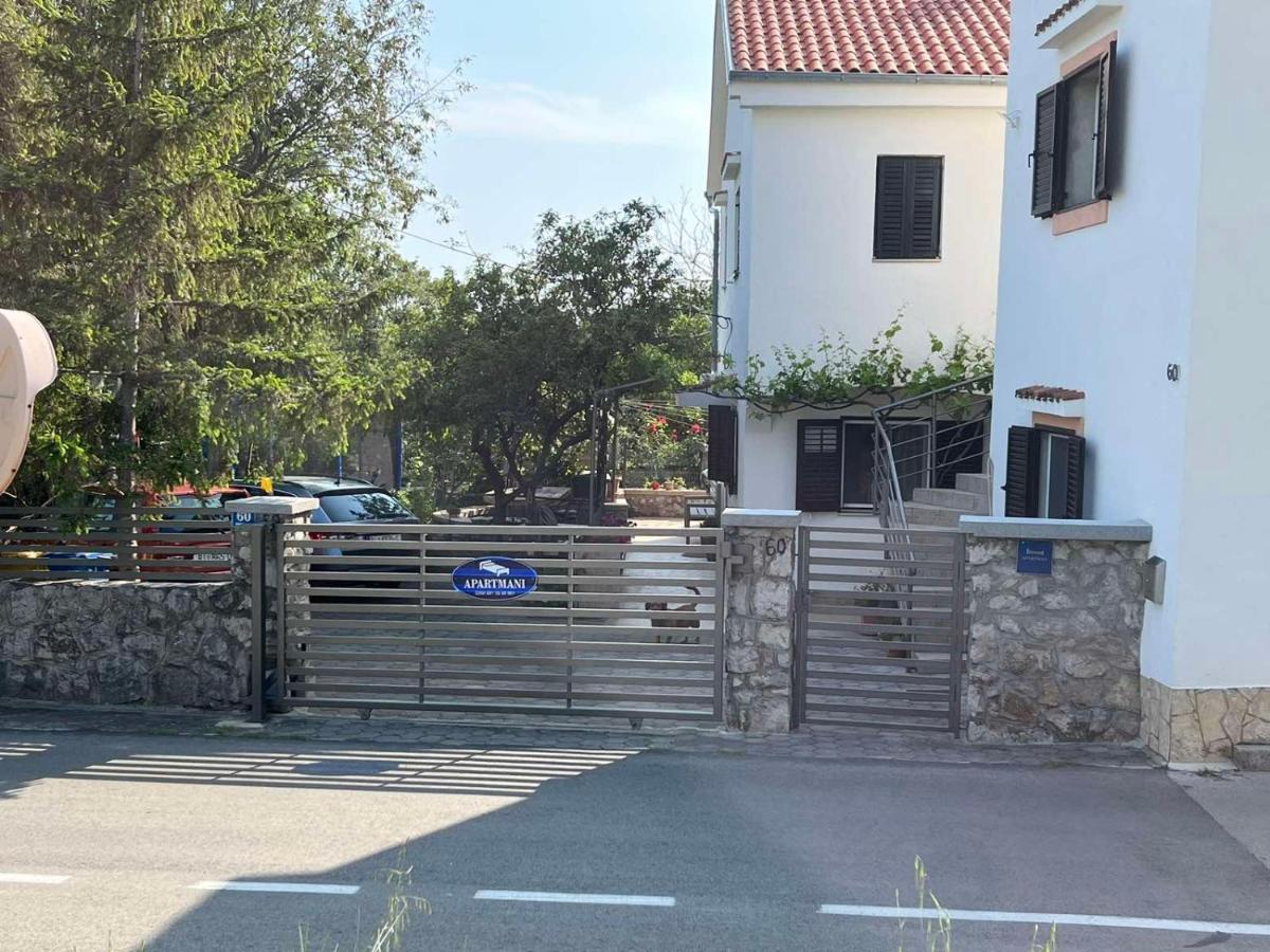 Gita Apartamento Omišalj Exterior foto